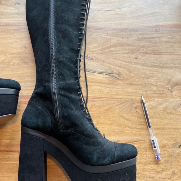 Shellys London Black platform lace up boots, faux suede - Picture 4 of 11